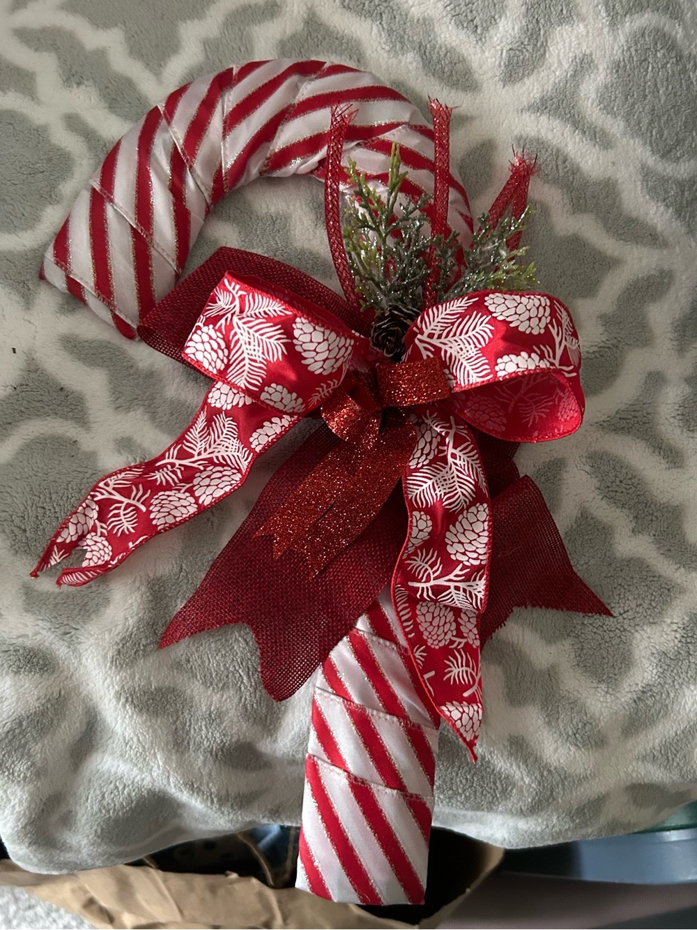 Red Pinecone & Foliage Holiday Garland Bow with Glitter Accents